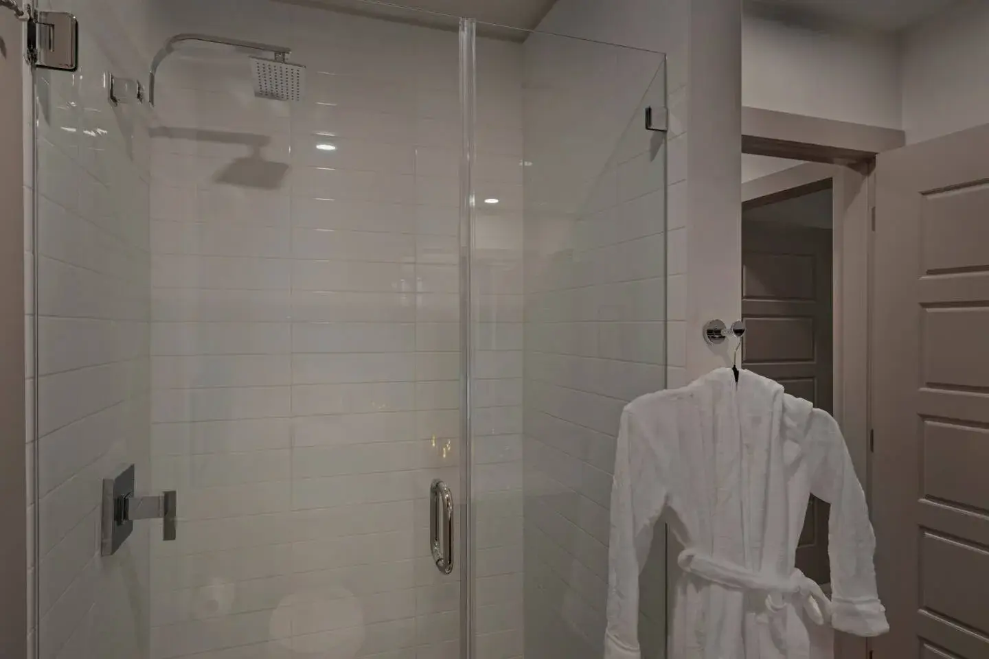 Velvet Lounge King Suite near Legacy West Pool, photograph 19