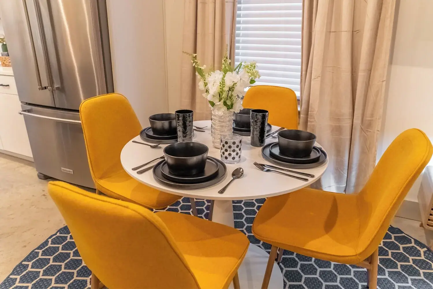 Stylish North Shore Townhouse, photograph 16