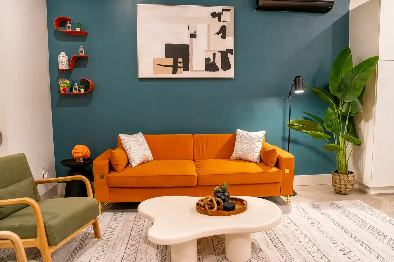 Stylish North Shore Townhouse