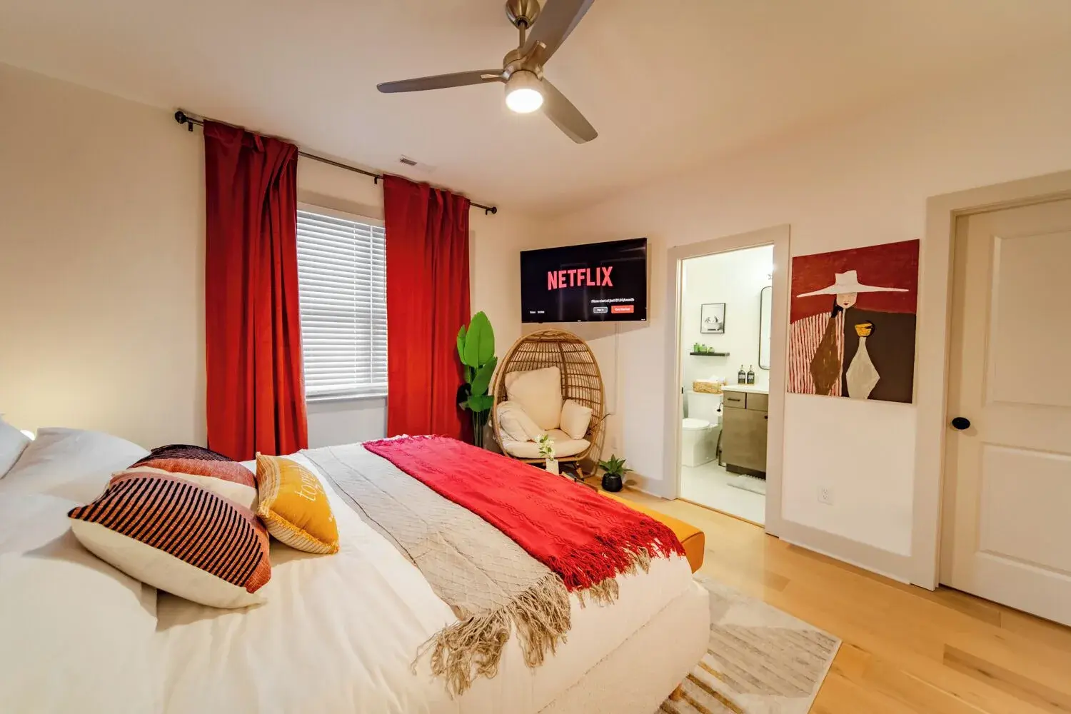 Stylish North Shore Townhouse, photograph 24