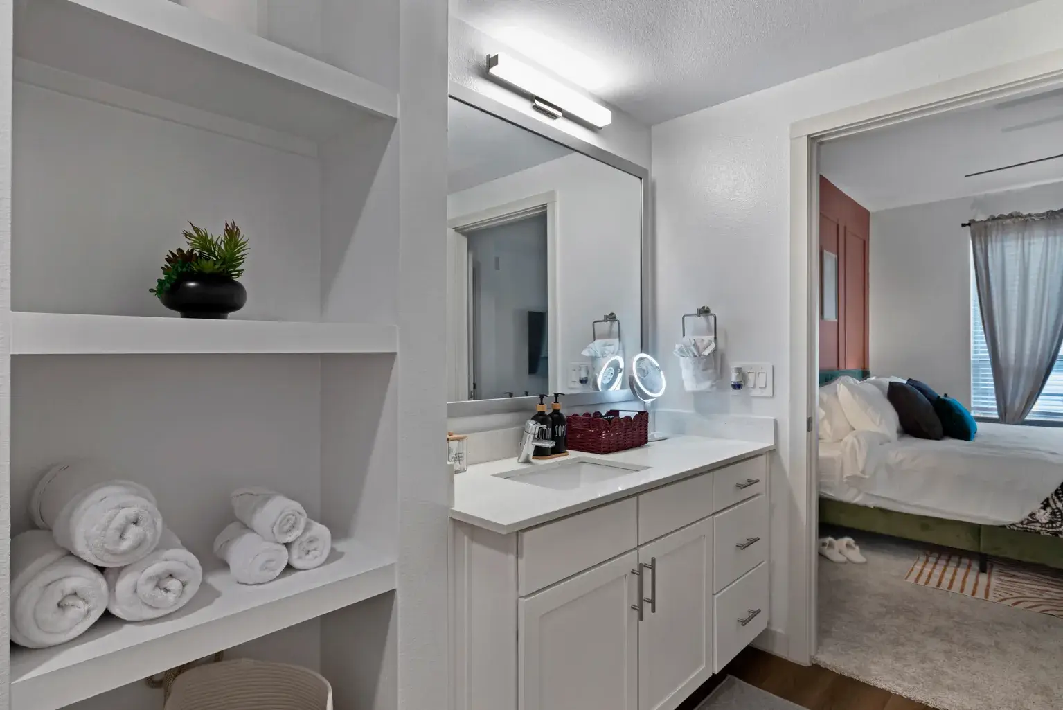 Bathroom next to the bedroom